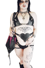 Load image into Gallery viewer, Rosebud Shoulder Bag - Black/Magenta
