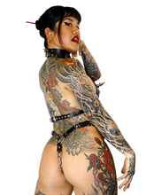 Load image into Gallery viewer, Industrial Chain Back Thong Black/Red
