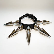 Load image into Gallery viewer, Morningstar Spike Choker - Leather
